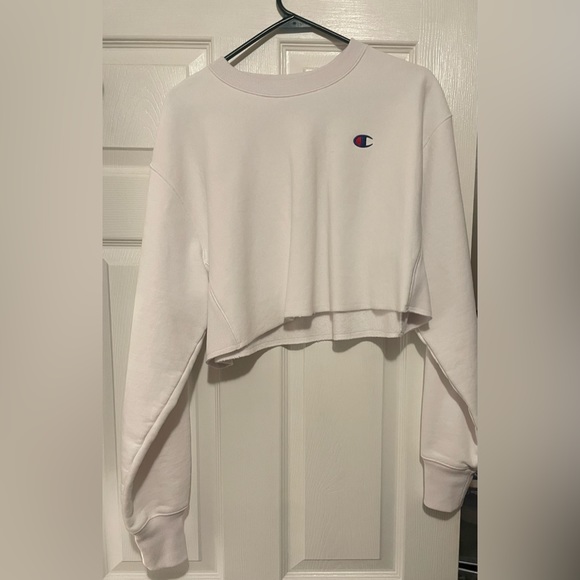 Champion Cropped Sweater - Picture 2 of 2